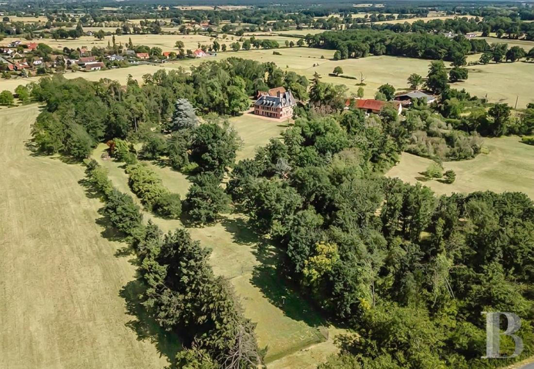 chateaux a vendre auvergne   - 23